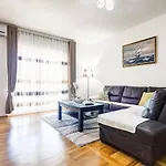Belveder Apartments